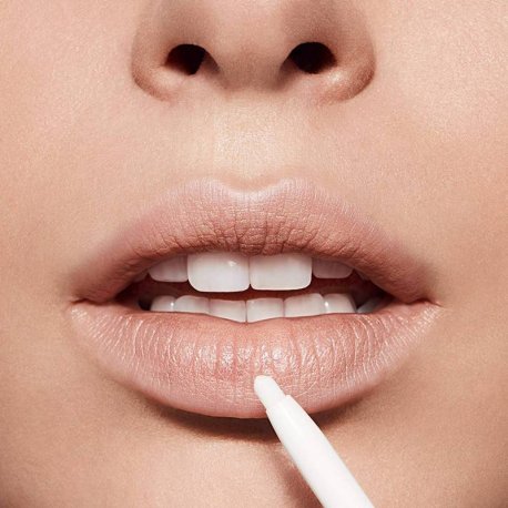 Bourjois Miraculous Contour Universal Lip Liner - Transparentna konturówka do ust Bourjois Miraculous Contour Universal Lip Liner - Transparentna konturówka do ust