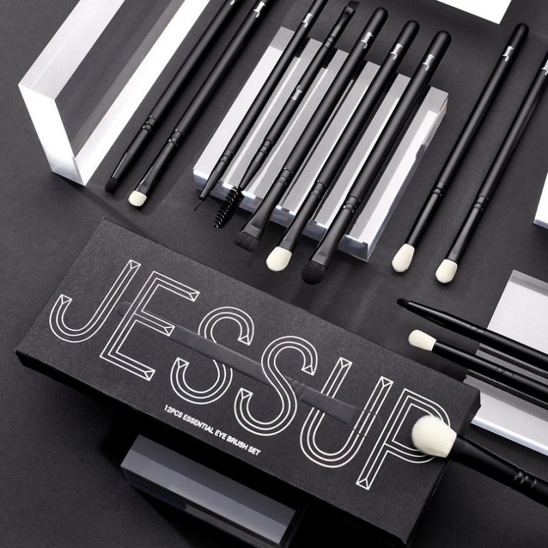 Jessup T322 Essential Eye Brush Set - um conjunto de 12 pincéis para maquiagem dos olhos