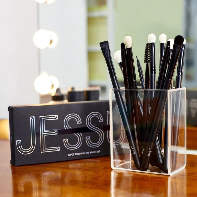 Jessup T322 Essential Eye Brush Set - um conjunto de 12 pincéis para maquiagem dos olhos