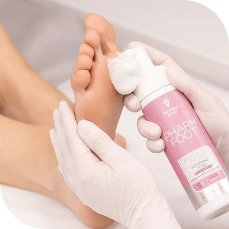 Pharm Foot Anti Callus Master - Pianka zmiękczająca zrogowacenia 30% mocznika 200 ml