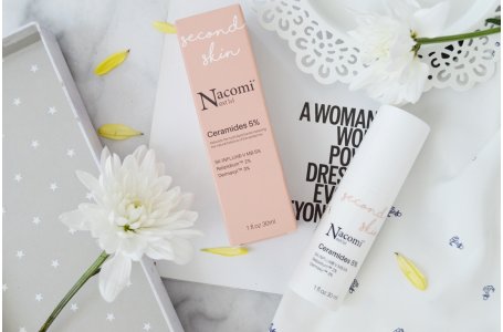 Co to są ceramidy? Serum z ceramidami Nacomi 