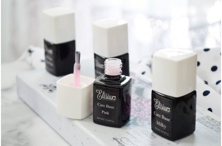 Kauczukowa baza pod lakier hybrydowy – co to jest i jak używać?