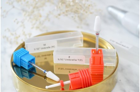 Frezy ceramiczne – Kolory i rodzaje frezów do paznokci - do czego służą? Jakie wybrać frezy do paznokci?