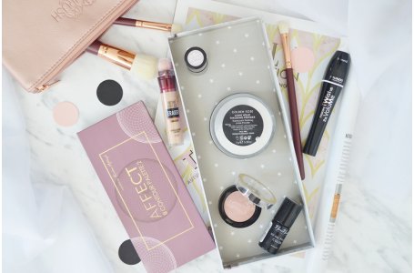 Jak kupować kosmetyki i nie trafiać na buble?